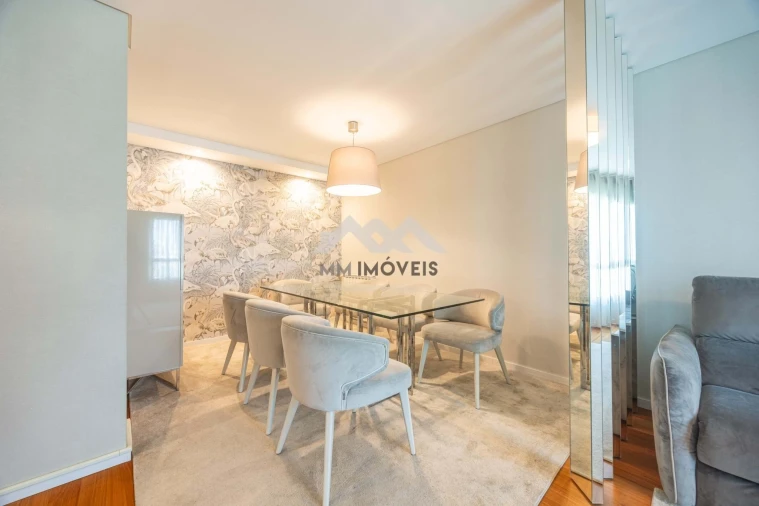 Apartamento T2 para Arrendamento em Ramalde Foto 31
