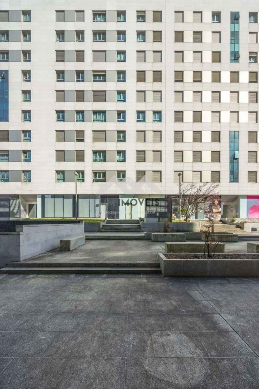 Apartamento T2 para Arrendamento em Ramalde Foto 34