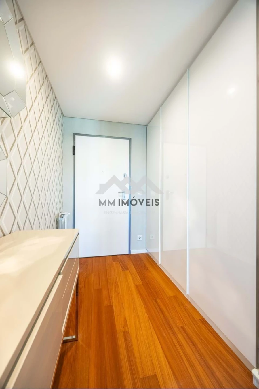 Apartamento T2 para Arrendamento em Ramalde Foto 25