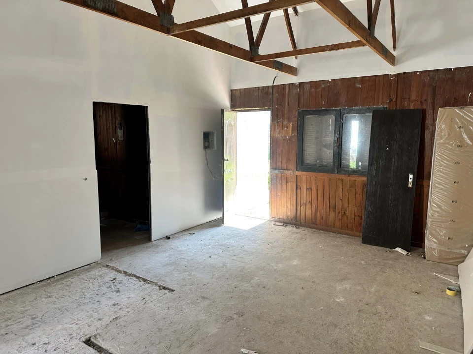 Moradia T3 para Venda em Manteigas (São Pedro) Foto 6