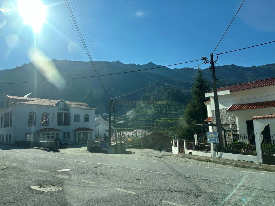 Moradia T3 para Venda em Manteigas (São Pedro) Foto 25