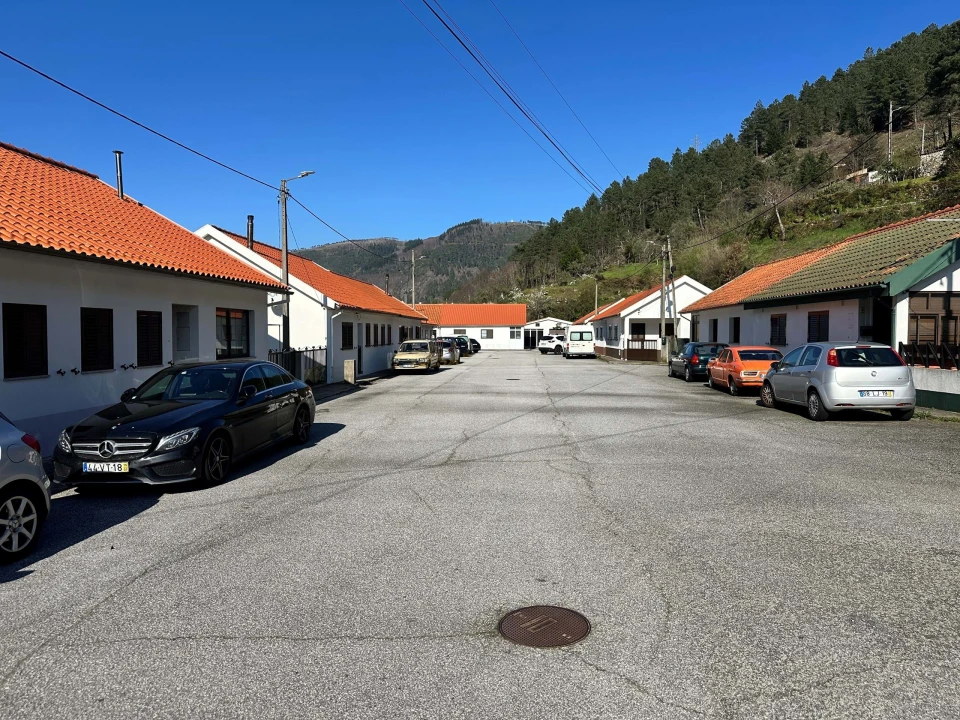 Moradia T3 para Venda em Manteigas (São Pedro) Foto 23