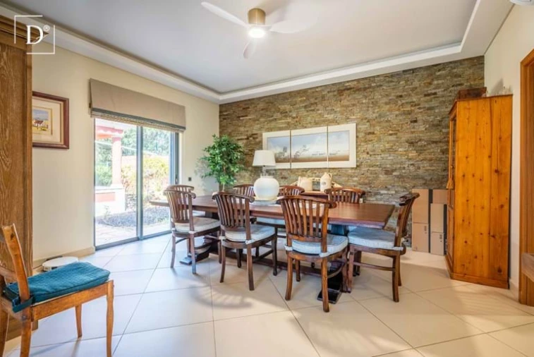 Moradia T4 para Venda em São Brás de Alportel Foto 8