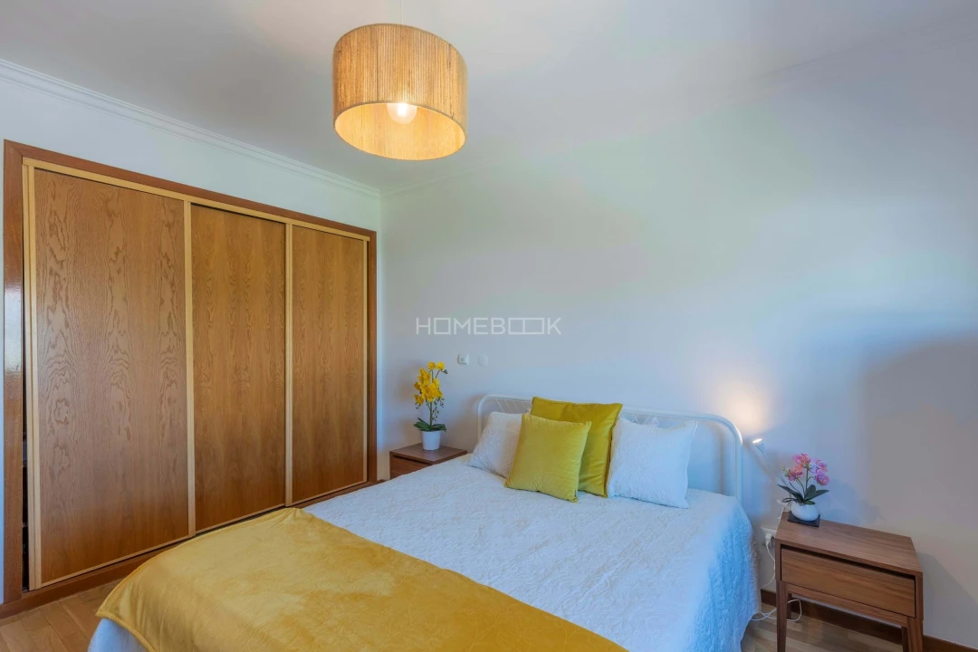 Apartamento T3 para Venda em São Domingos de Rana Foto 1