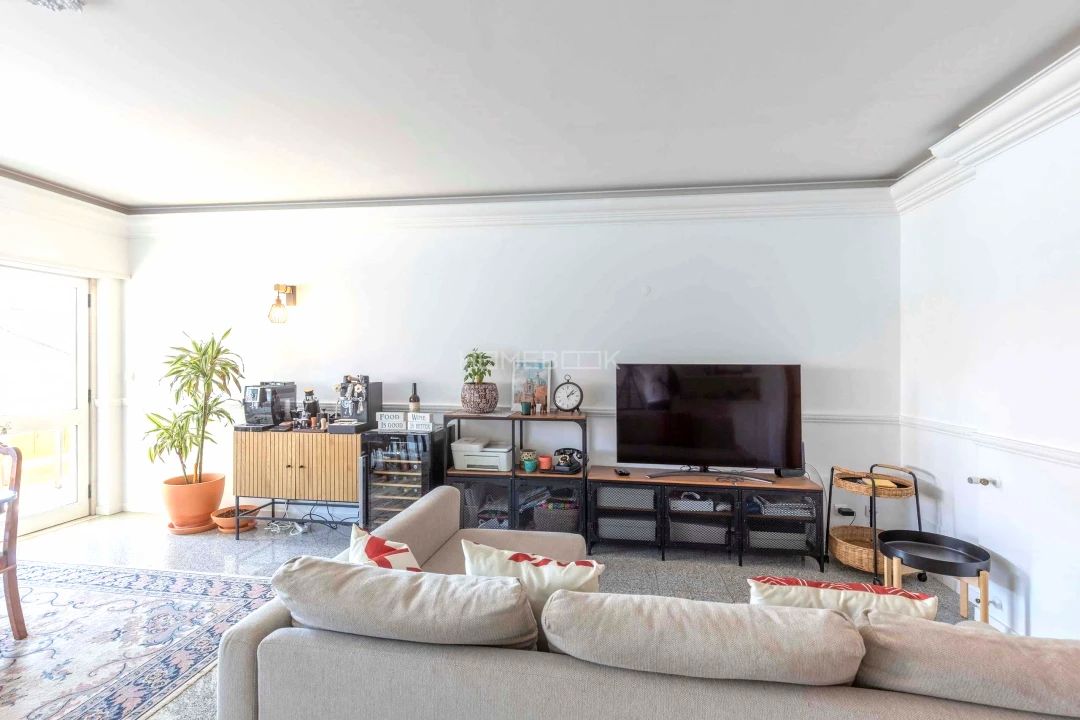 Apartamento T3 para Venda em São Domingos de Rana Foto 7