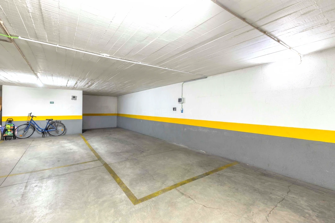 Apartamento T3 para Venda em São Domingos de Rana Foto 19