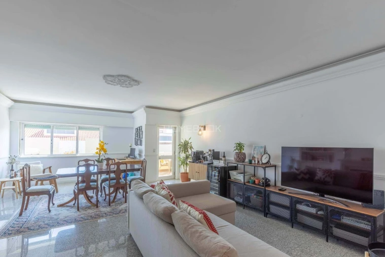 Apartamento T3 para Venda em São Domingos de Rana Foto 5