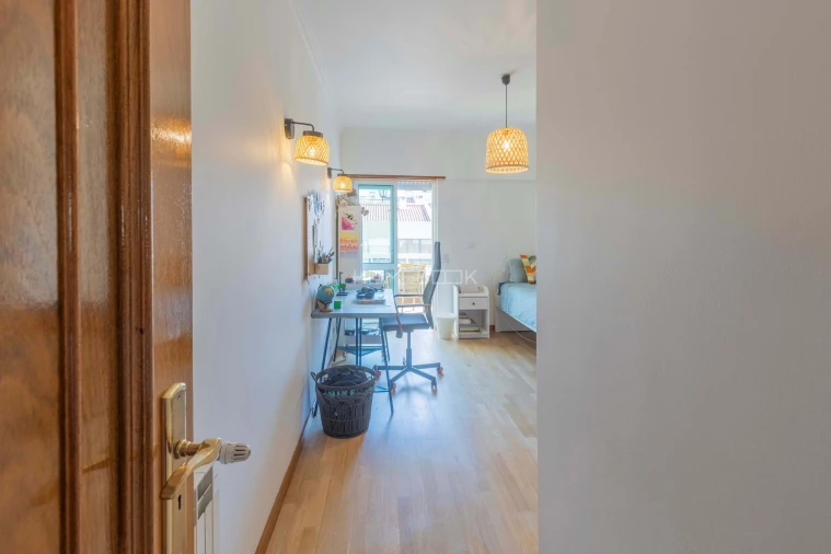 Apartamento T3 para Venda em São Domingos de Rana Foto 14