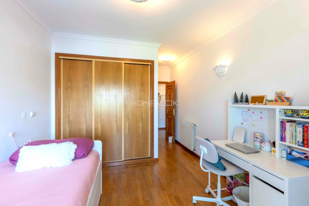 Apartamento T3 para Venda em São Domingos de Rana Foto 17