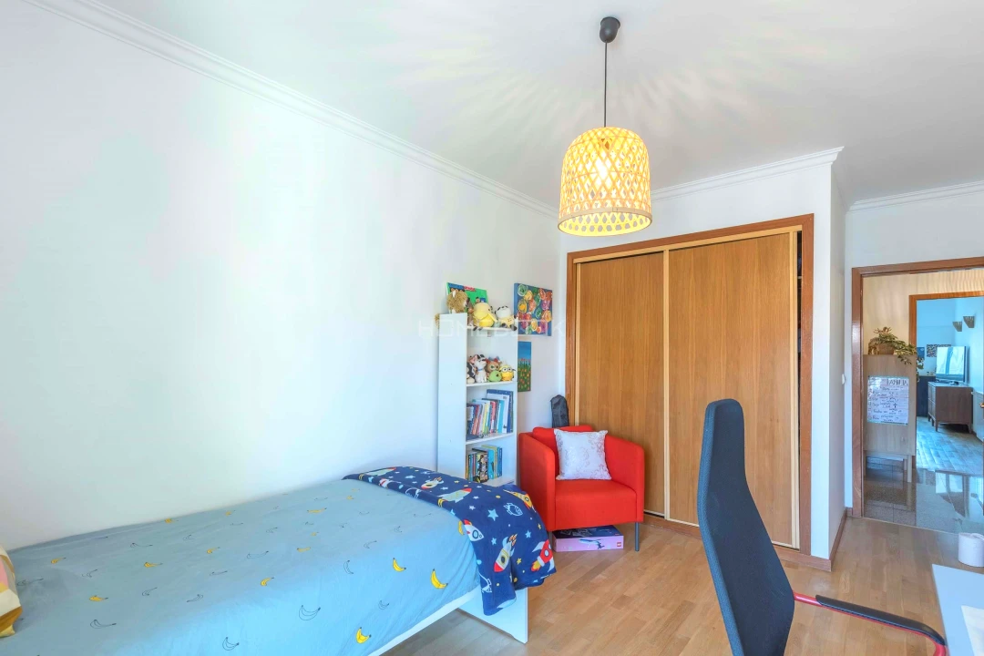 Apartamento T3 para Venda em São Domingos de Rana Foto 13