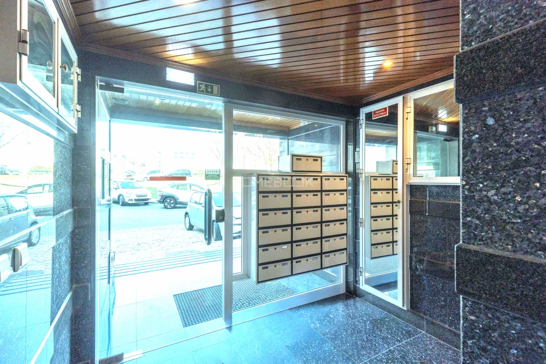 Apartamento T3 para Venda em São Domingos de Rana Foto 17