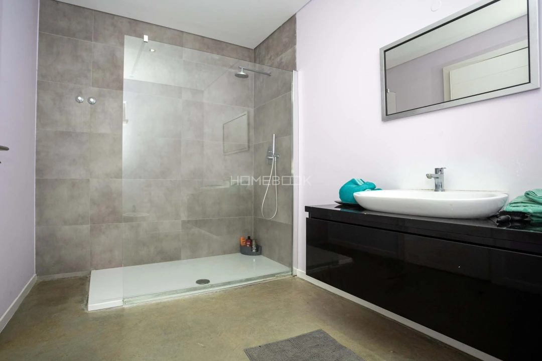 Moradia T5 para Venda em União das Freguesias de Setúbal Foto 32