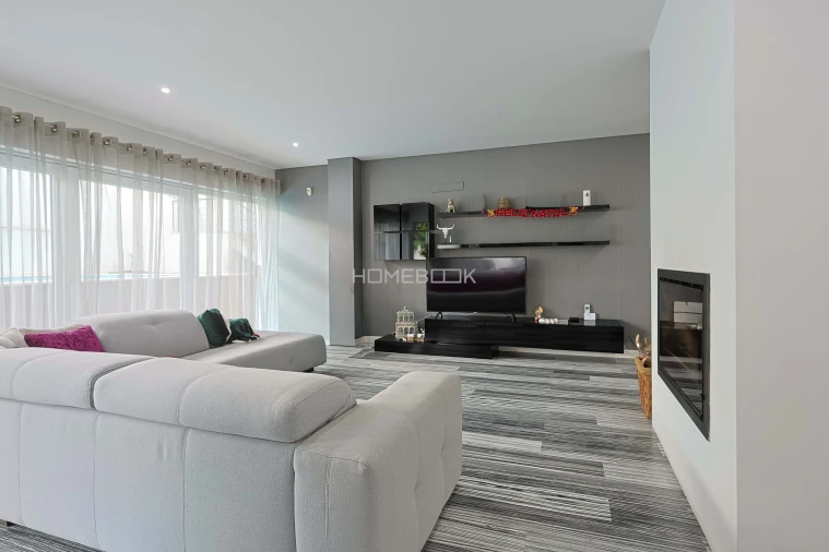 Moradia T5 para Venda em União das Freguesias de Setúbal Foto 7