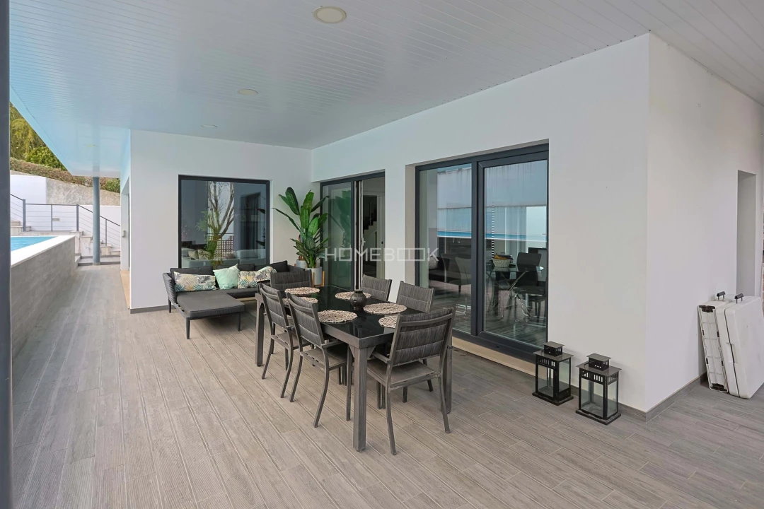 Moradia T5 para Venda em União das Freguesias de Setúbal Foto 35