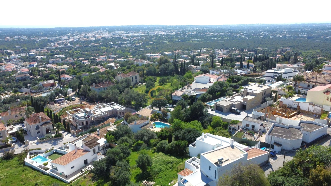 Moradia T1 para Venda em Loule (São Clemente) Foto 39