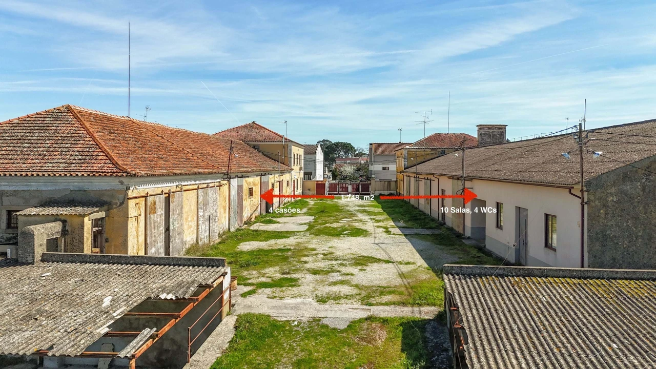 Moradia T9 para Venda em Espírito Santo, Nossa Senhora da Graça e São Simão Foto 10