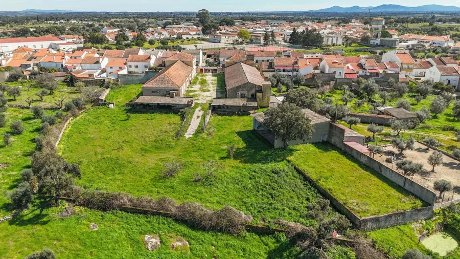 Moradia T9 para Venda em Espírito Santo, Nossa Senhora da Graça e São Simão Foto 6