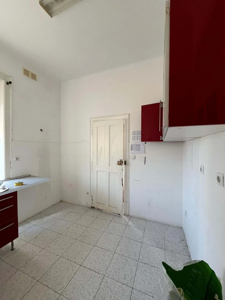 Moradia T9 para Venda em Espírito Santo, Nossa Senhora da Graça e São Simão Foto 73