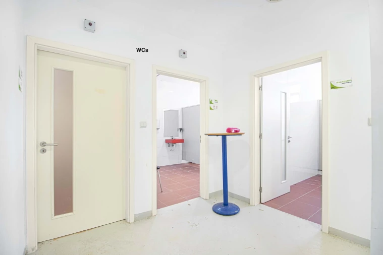 Moradia T9 para Venda em Espírito Santo, Nossa Senhora da Graça e São Simão Foto 33