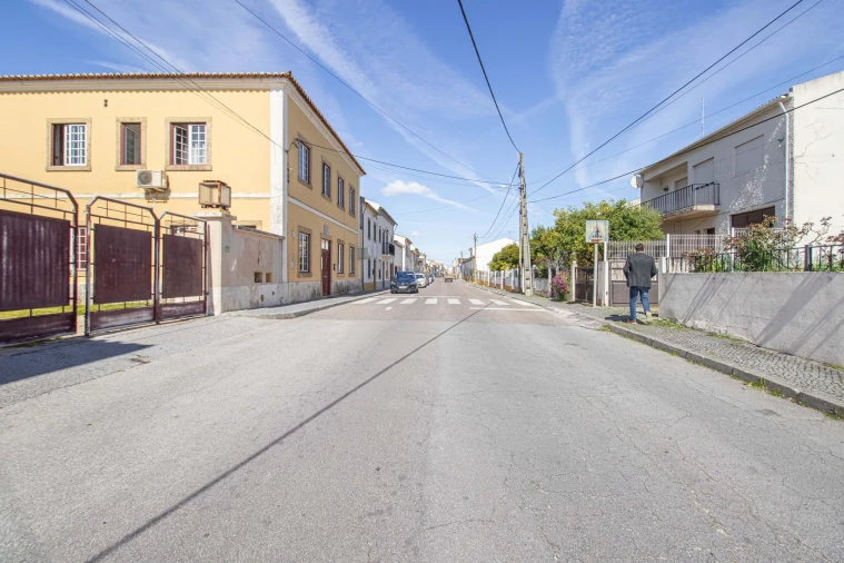 Moradia T9 para Venda em Espírito Santo, Nossa Senhora da Graça e São Simão Foto 49