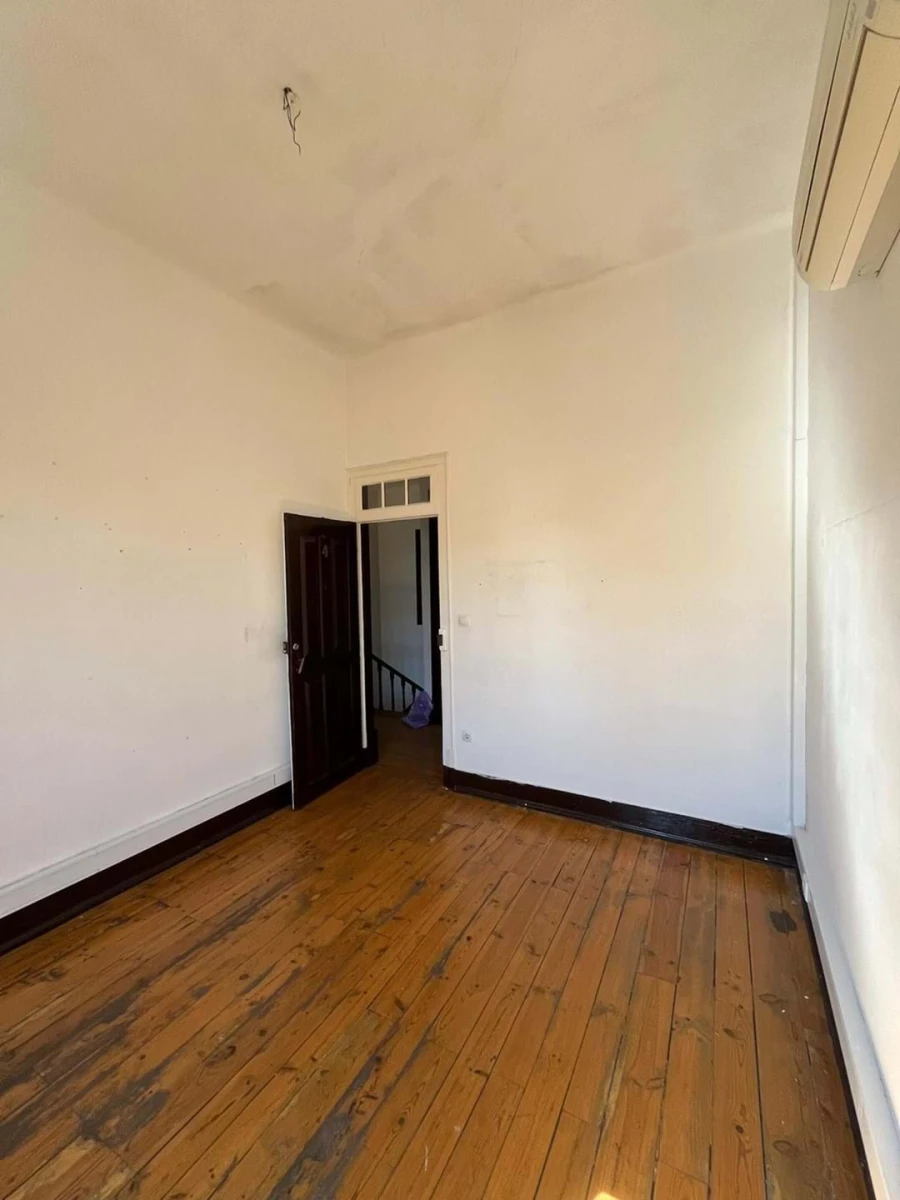 Moradia T9 para Venda em Espírito Santo, Nossa Senhora da Graça e São Simão Foto 75