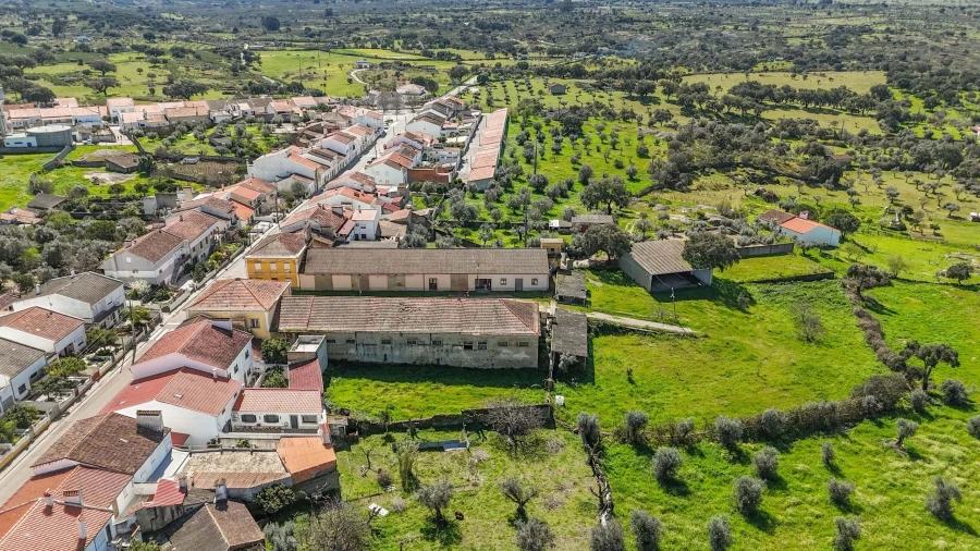 Moradia T9 para Venda em Espírito Santo, Nossa Senhora da Graça e São Simão Foto 8