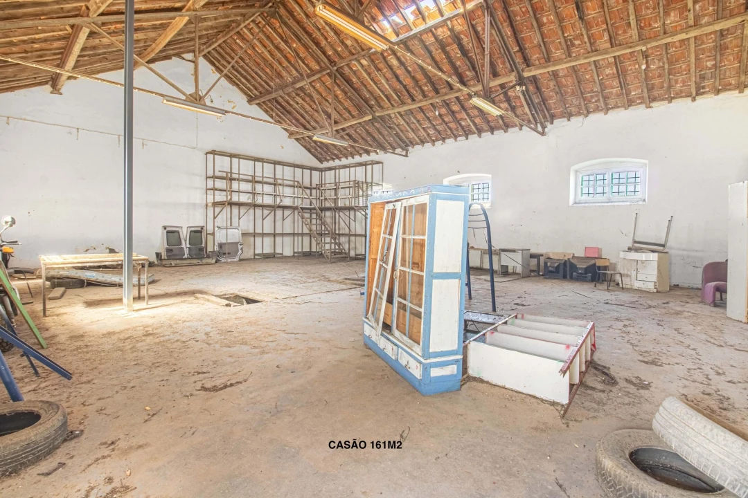 Moradia T9 para Venda em Espírito Santo, Nossa Senhora da Graça e São Simão Foto 17