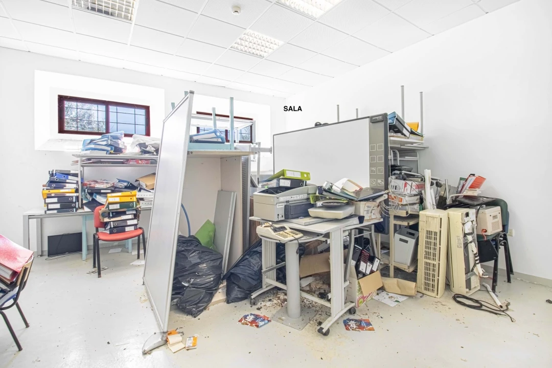 Moradia T9 para Venda em Espírito Santo, Nossa Senhora da Graça e São Simão Foto 39