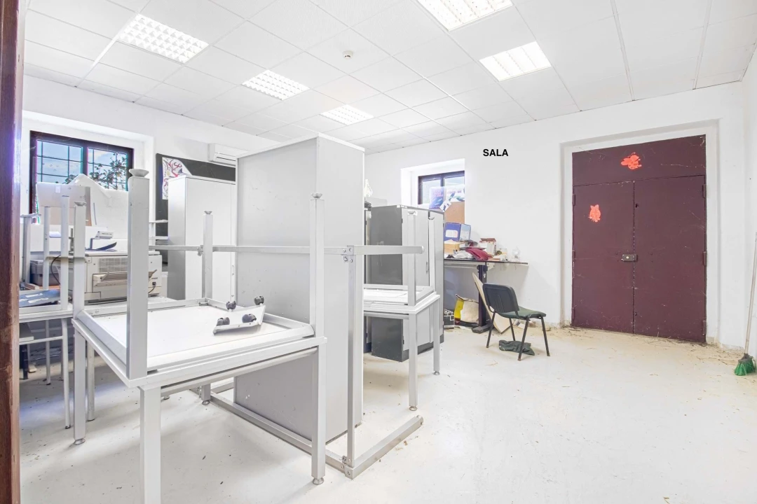 Moradia T9 para Venda em Espírito Santo, Nossa Senhora da Graça e São Simão Foto 46