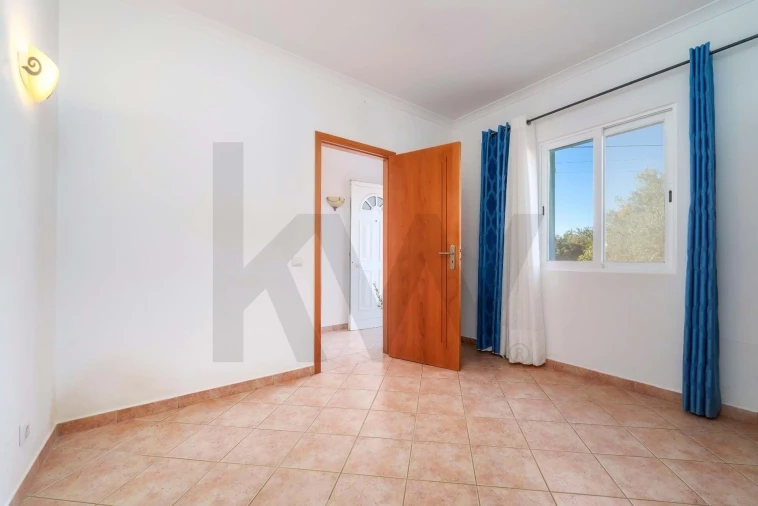 Moradia T3 para Venda em Quarteira Foto 16