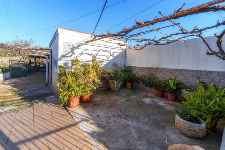 Moradia T3 para Venda em Quarteira Foto 38