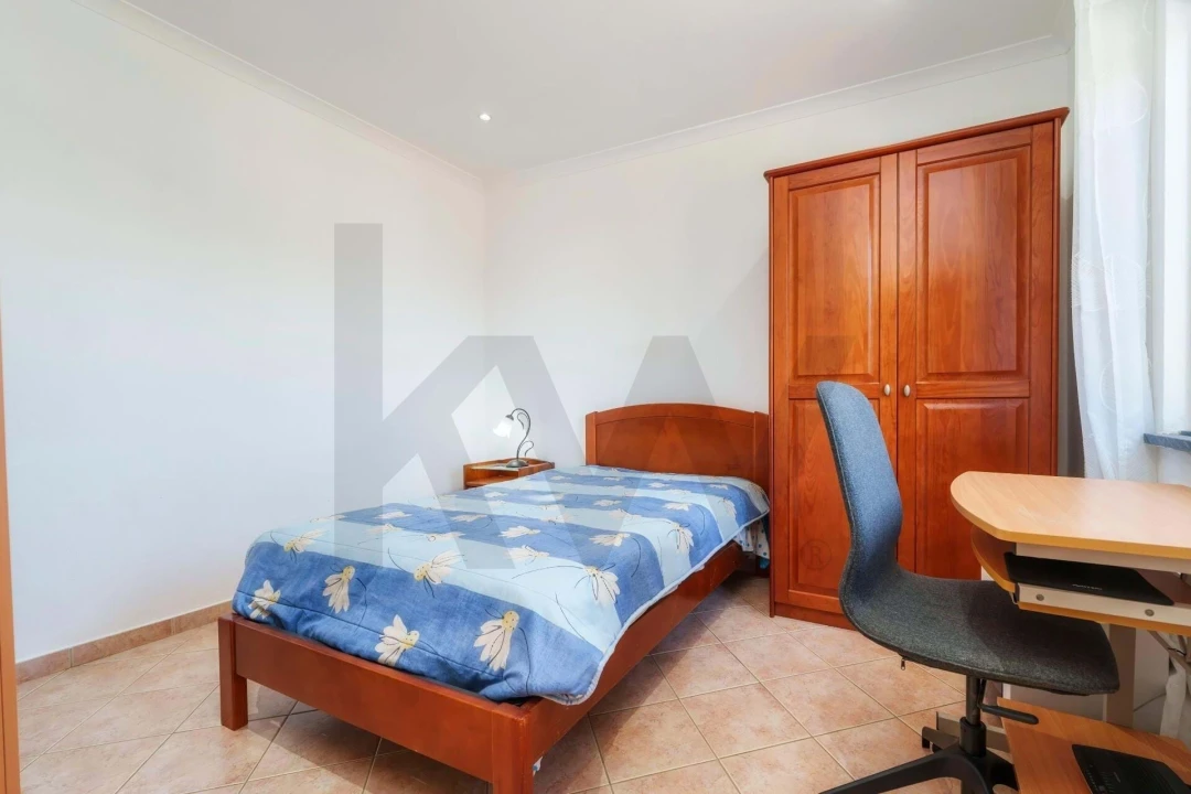 Moradia T3 para Venda em Quarteira Foto 10