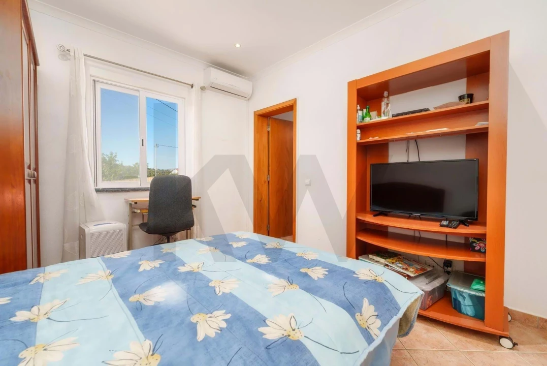 Moradia T3 para Venda em Quarteira Foto 8