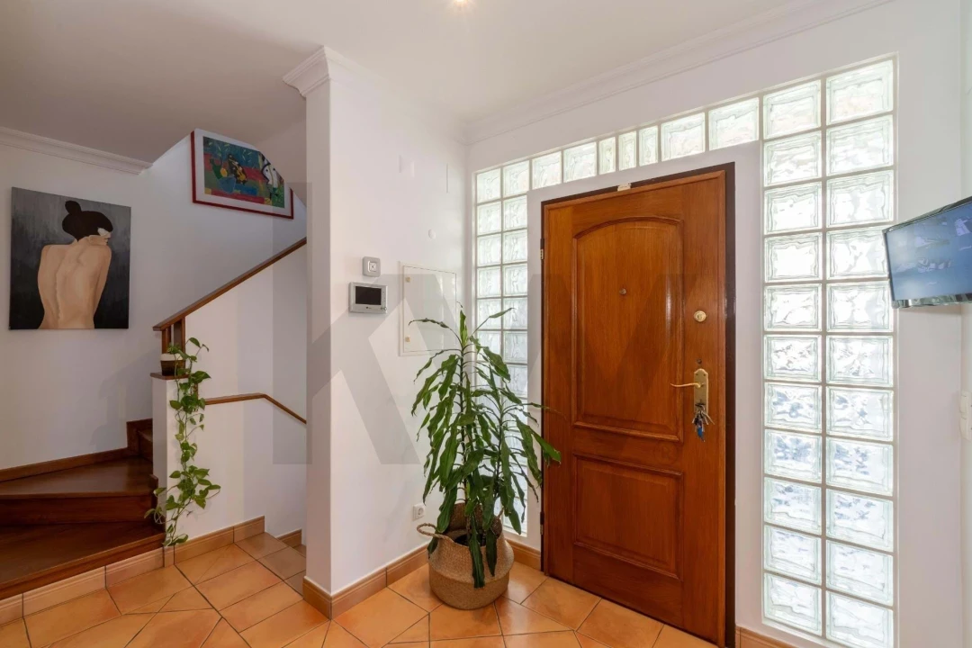 Moradia T4 para Venda em Montenegro Foto 4