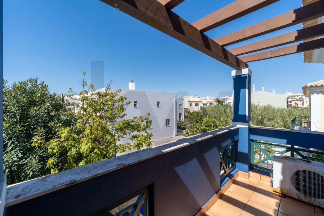 Moradia T4 para Venda em Montenegro Foto 22