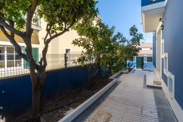 Moradia T4 para Venda em Montenegro Foto 47