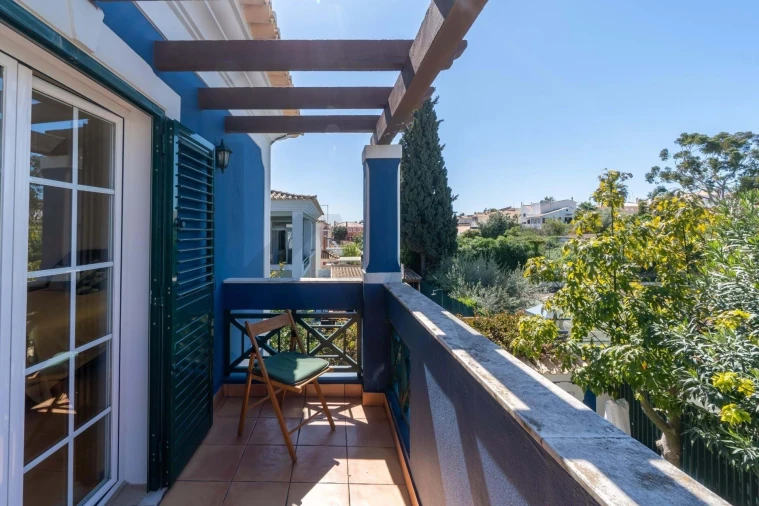 Moradia T4 para Venda em Montenegro Foto 21