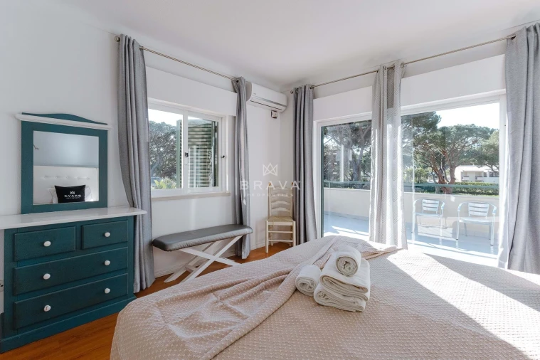 Moradia T5 para Venda em Quarteira Foto 63