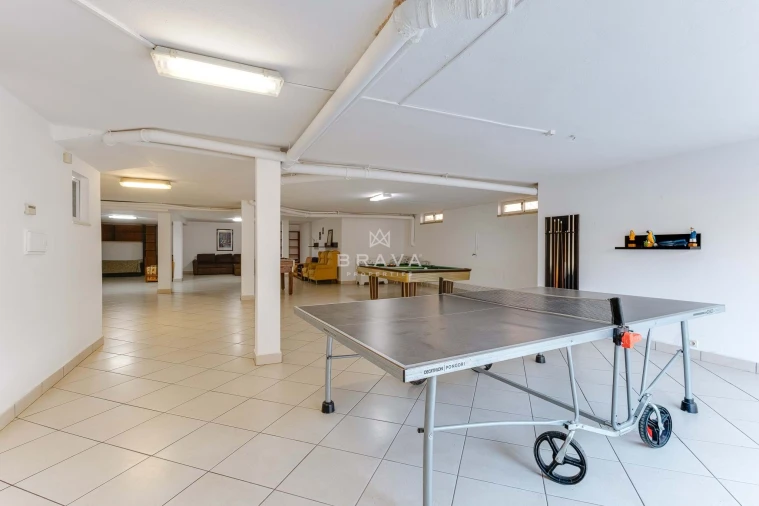 Moradia T5 para Venda em Quarteira Foto 73