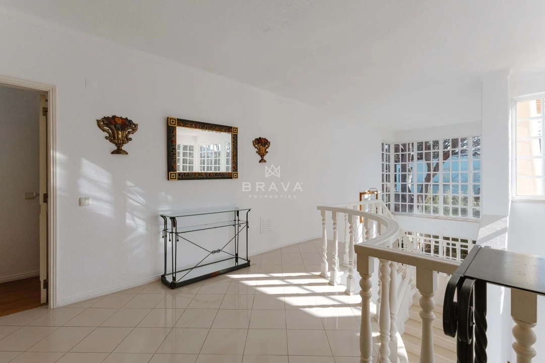 Moradia T5 para Venda em Quarteira Foto 50