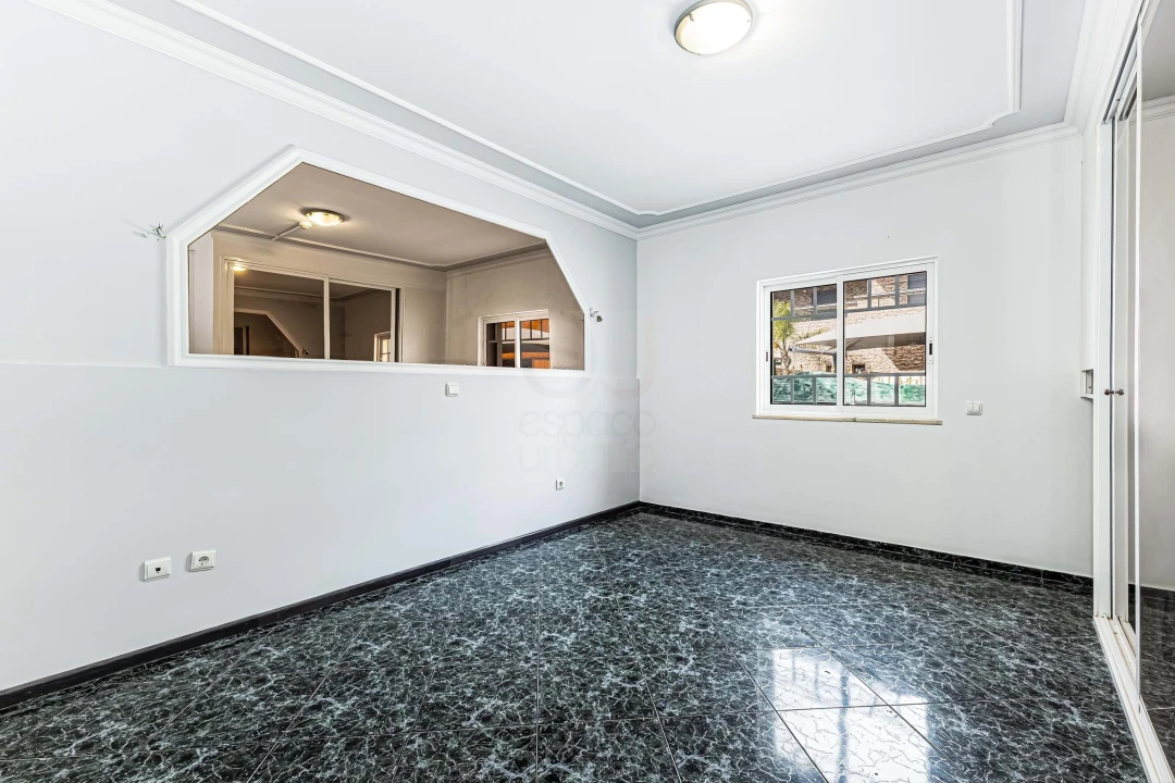 Moradia T11 para Venda em Boliqueime Foto 5