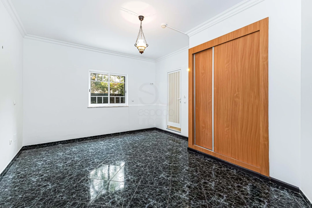 Moradia T11 para Venda em Boliqueime Foto 17