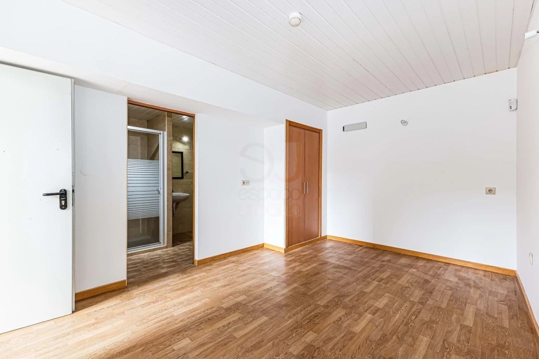 Moradia T11 para Venda em Boliqueime Foto 15