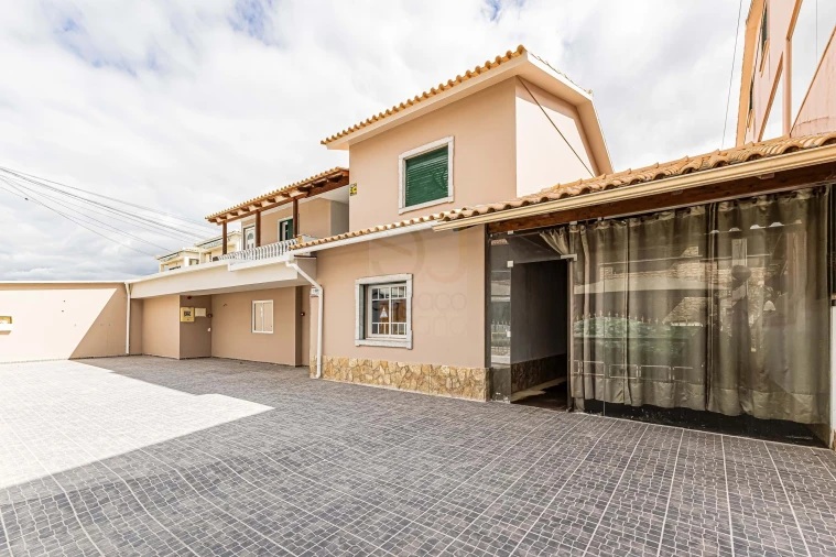 Moradia T11 para Venda em Boliqueime Foto 3