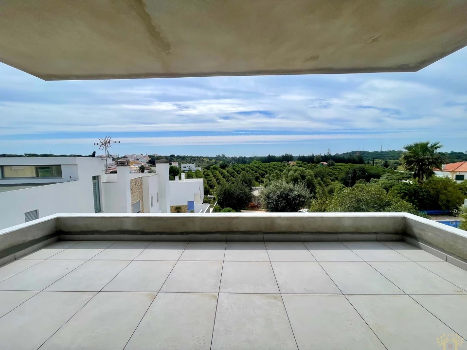 Moradia T4 para Venda em Altura Foto 10