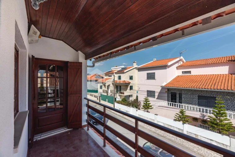 Moradia T4 para Venda em Palmela Foto 24