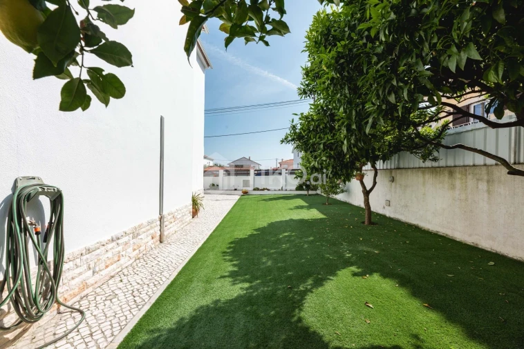 Moradia T4 para Venda em Palmela Foto 66