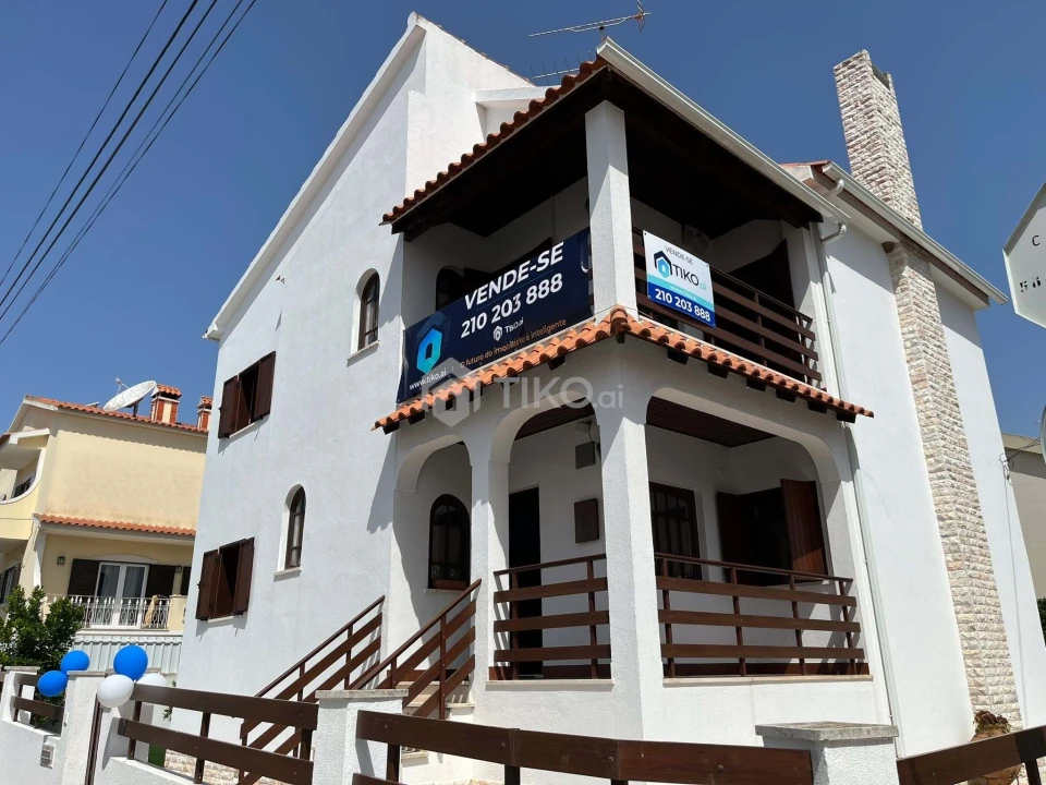 Moradia T4 para Venda em Palmela Foto 3