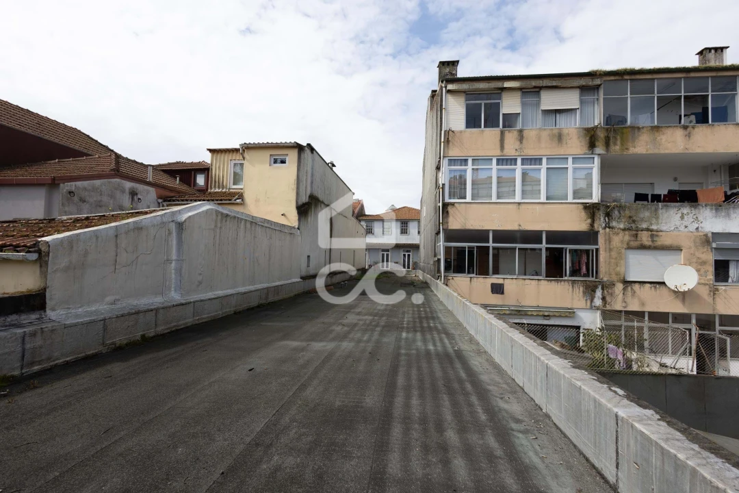 Prédio para Venda em Cedofeita, Santo Ildefonso, Sé, Miragaia, São Nicolau e Vitória Foto 23