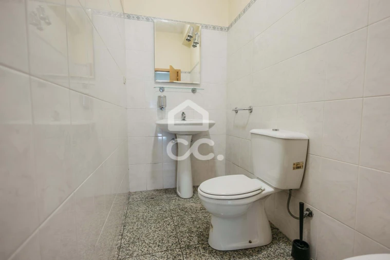 Prédio para Venda em Cedofeita, Santo Ildefonso, Sé, Miragaia, São Nicolau e Vitória Foto 22